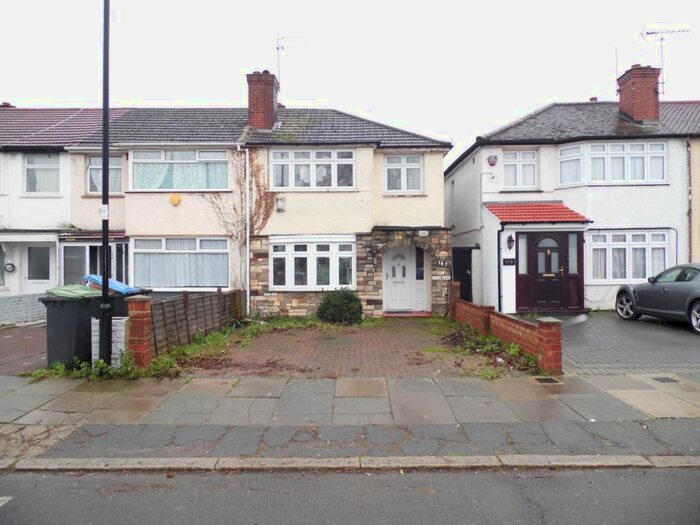 3 Bedroom End Of Terrace House To Rent In Charlton Road, London, N9