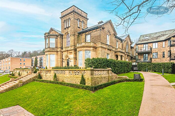 3 Bedroom Flat For Sale In West Court, Carriage Spring Drive, Broomhill, Sheffield, S10