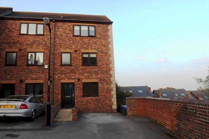 3 Bedroom Property To Rent In Ainsley Road, Sheffield, S10