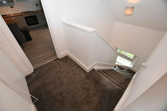 2 Bedroom Apartment To Rent In Selhurst Road, London, SE25