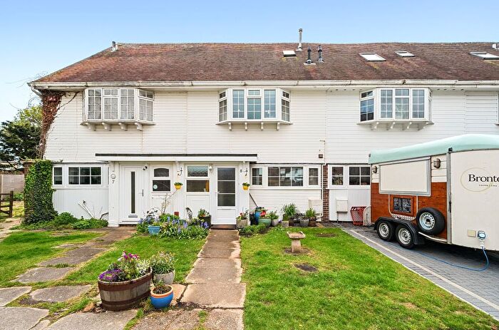 3 Bedroom Terraced House For Sale In Towers Garden, Havant, PO9