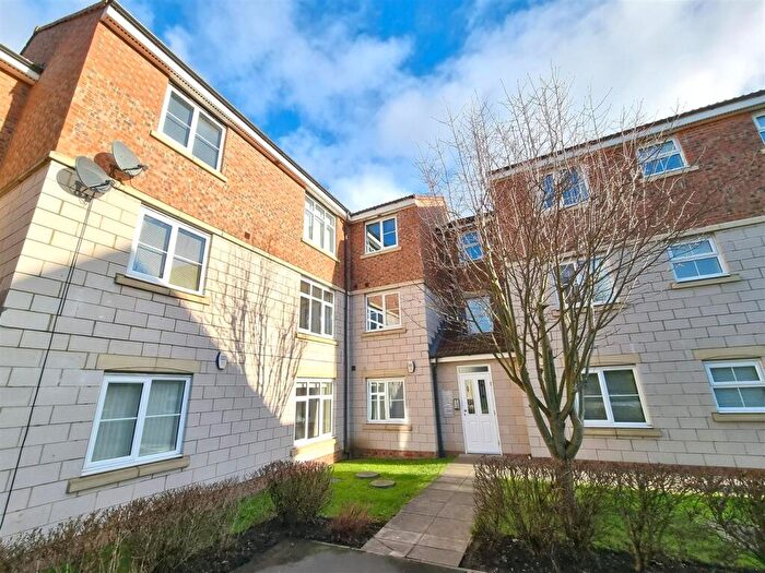 2 Bedroom Apartment To Rent In Highfield Rise, Chester Le Street, DH3