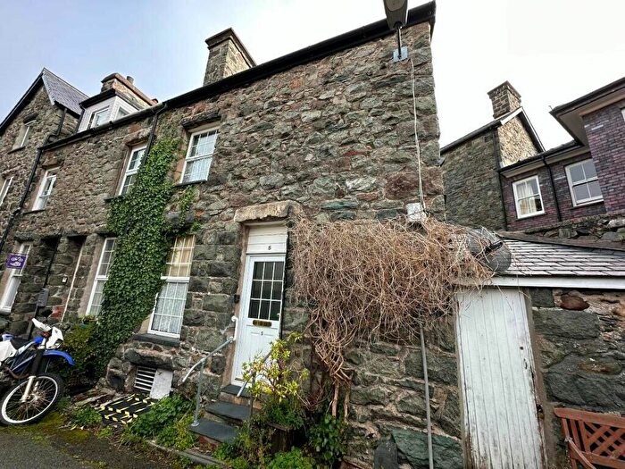3 Bedroom Terraced House For Sale In Bryn Meurig Buildings, Dolgellau, Gwynedd, LL40