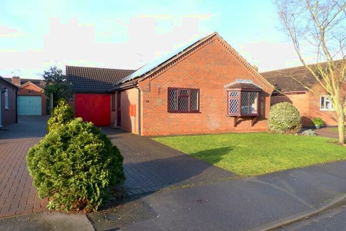 3 Bedroom Bungalow To Rent In Kealholme Road, Messingham, Scunthorpe, DN17