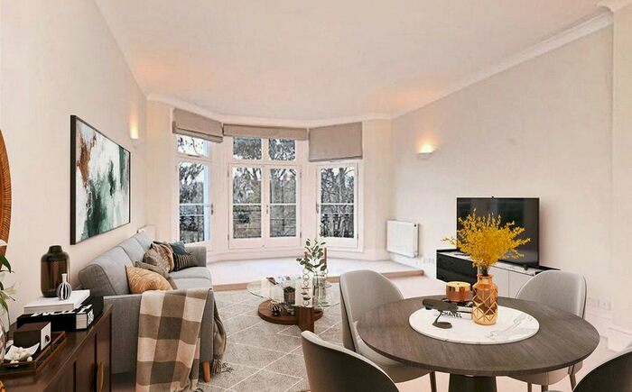 3 Bedroom Flat To Rent In Addison Road, Kensington, London, W14