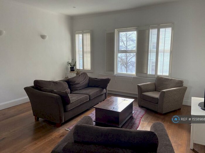 2 Bedroom Flat To Rent In Montdore House, London, N19