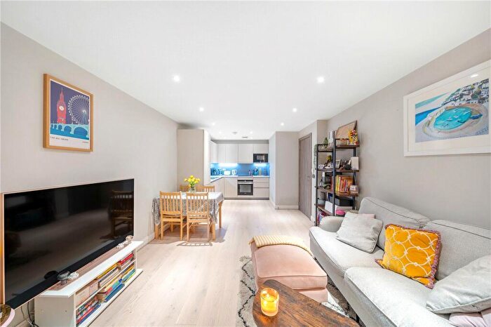 1 Bedroom Flat For Sale In Jarratt Street, Kingston Upon Hull, HU1