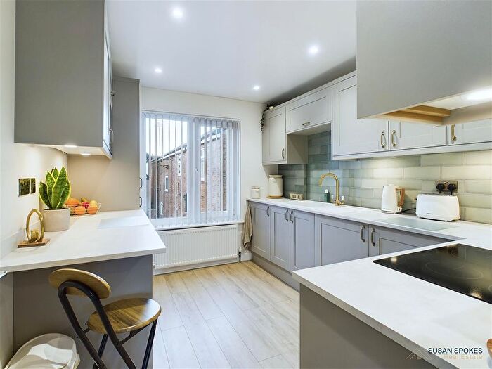 2 Bedroom Flat For Sale In Selwood Court, South Shields, NE34