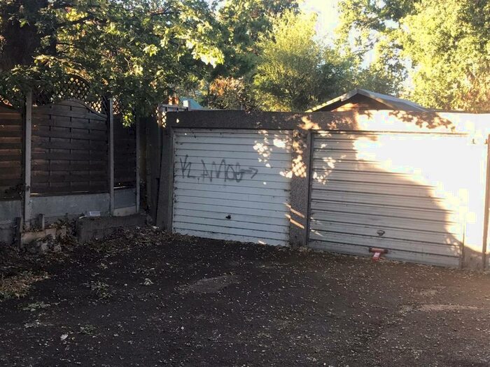 Garage / Parking To Rent In Westley Court, South Norwood Hill, South Norwood, SE25
