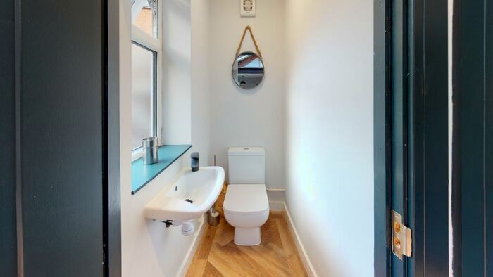 10 Bedroom House To Rent In Warwards Lane, Birmingham, B29