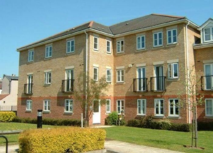 2 Bedroom Flat To Rent In Whitstable Place, Croydon, CR0