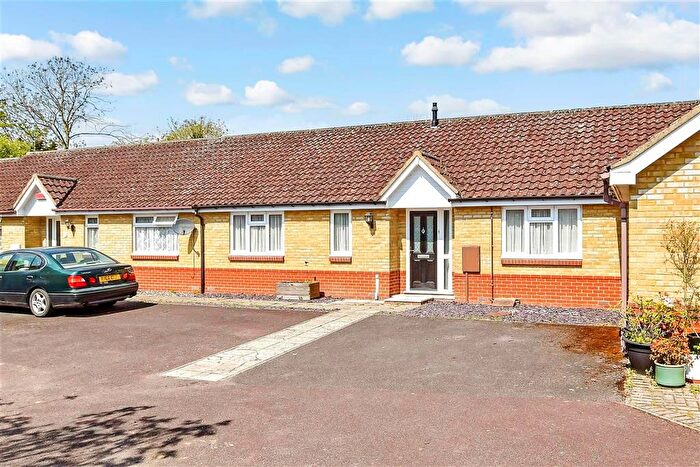 2 Bedroom Terraced Bungalow For Sale In Merchant Place, Marden, Tonbridge, Kent, TN12