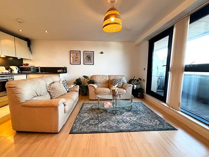 1 Bedroom Flat To Rent In Tempus Tower, Mirabel Street, M3