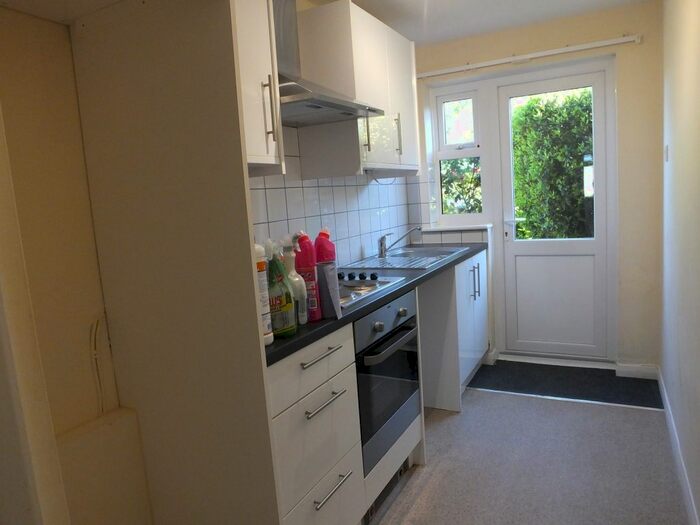 1 Bedroom Flat To Rent In Argent Close, Seaford, BN25