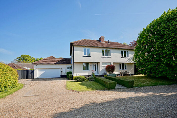 4 Bedroom Detached House For Sale In Whittets Close, Great Gransden, SG19