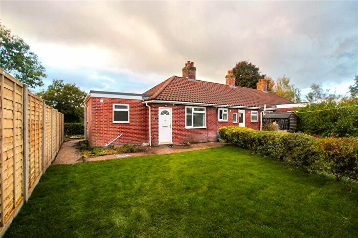 1 Bedroom Bungalow To Rent In West End, Saxlingham Thorpe, Norwich, Norfolk, NR15