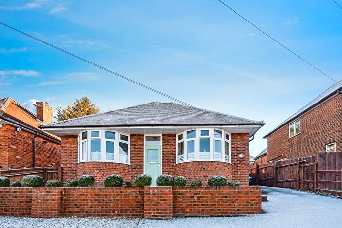 2 Bedroom Bungalow For Sale In West Drive, High Wycombe, HP13