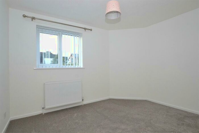 2 Bedroom Flat To Rent In Woodhill Views, Nailsea, Bristol, BS48