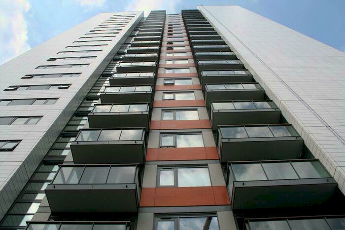 1 Bedroom Flat To Rent In Proton Tower, Blackway WAY, London, London, E14