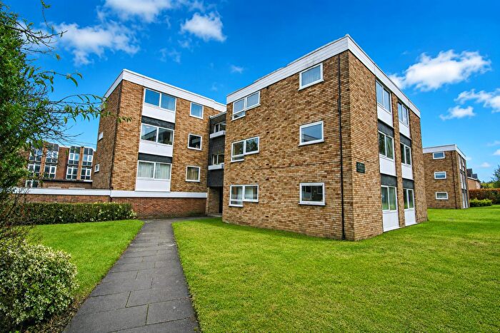 2 Bedroom Apartment To Rent In Upper Gordon Road, Camberley, GU15