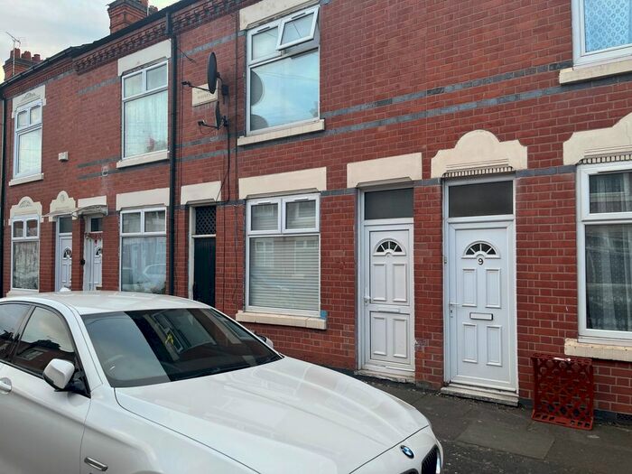 2 Bedroom Terraced House To Rent In Oakley Road, Leicester, LE5