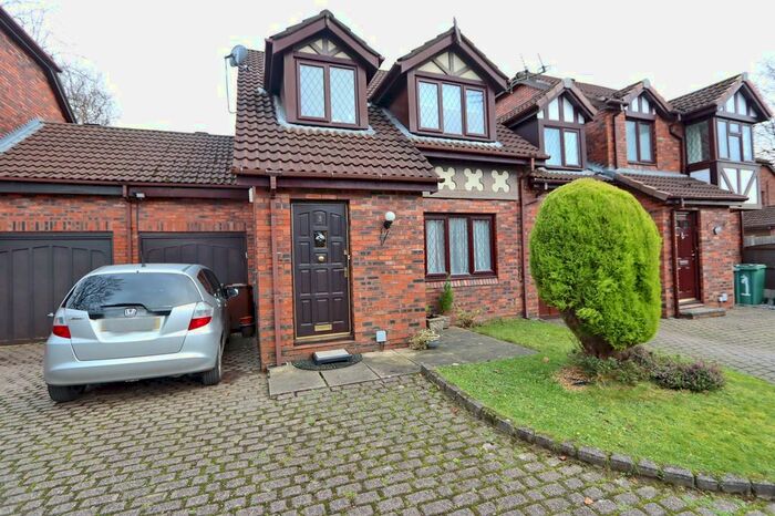 3 Bedroom Terraced House To Rent In Tudor Court, Prestwich, M25