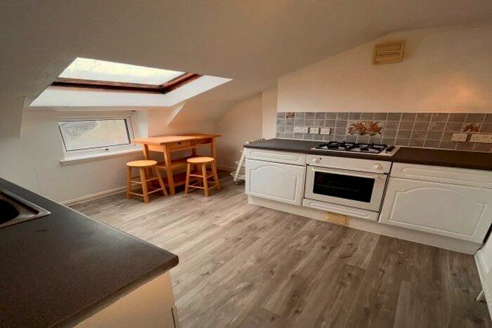 1 Bedroom Flat To Rent In Milton Road, Gravesend, DA12