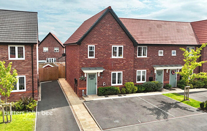 3 Bedroom Semi-Detached House For Sale In Teal Way, Crewe, CW2