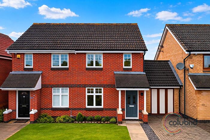 2 Bedroom Terraced House For Sale In Cole Avenue, Chadwell St Mary, RM16