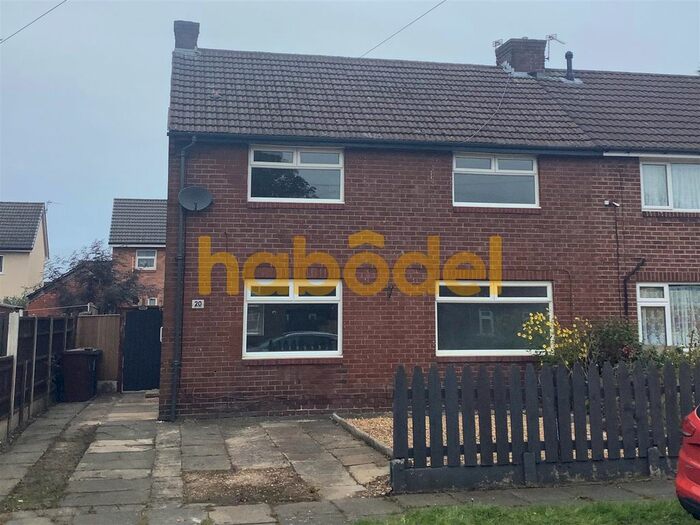 3 Bedroom Semi-Detached House To Rent In Oak Avenue, Golborne, Warrington, WA3