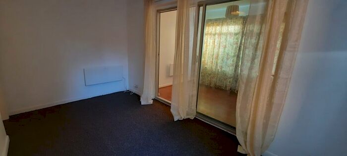 2 Bedroom Bungalow To Rent In Hartley Road, Exmouth Available With Zero Deposit Option, EX8