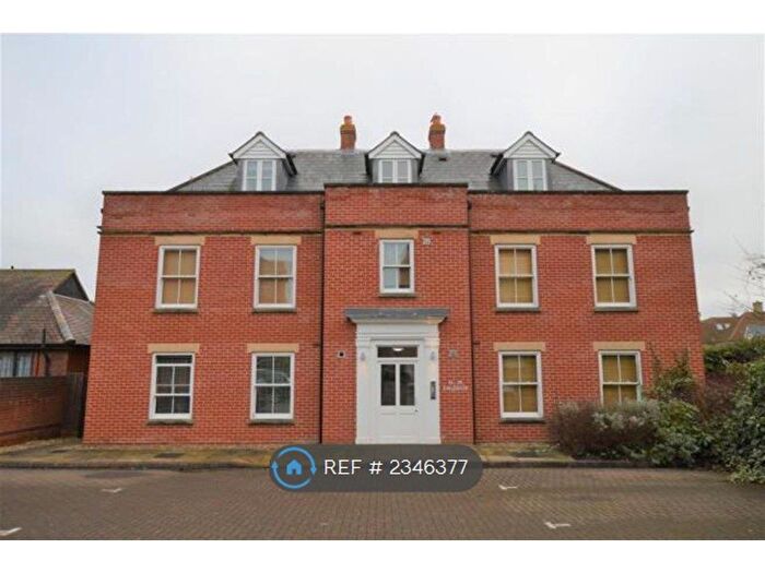 2 Bedroom Flat To Rent In Eaglegate, Colchester, CO1