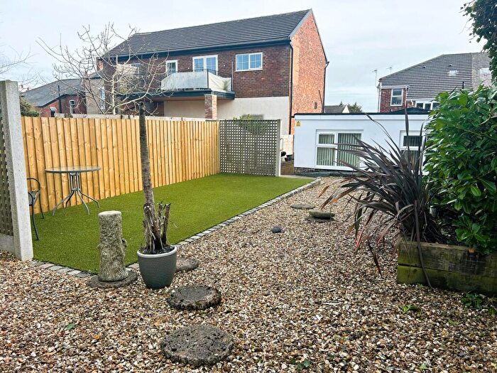 2 Bedroom Bungalow To Rent In Liverpool Road, Ainsdale, PR8