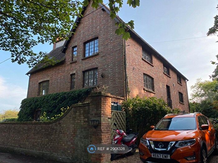 4 Bedroom Semi Detached House To Rent In Maidstone Road, Matfield, TN12