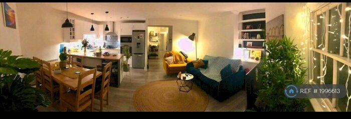 2 Bedroom Flat To Rent In Regency Square, Brighton, BN1