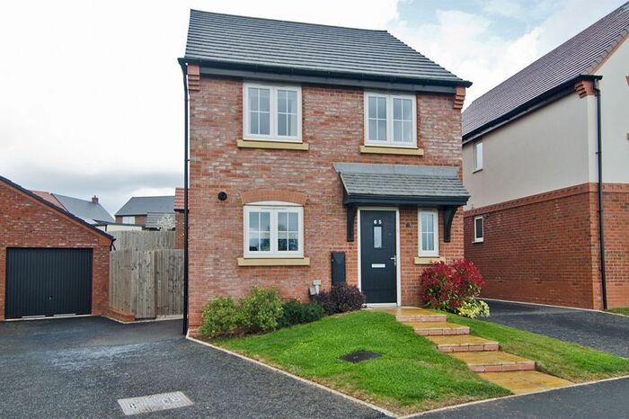 4 Bedroom Detached House To Rent In Yoxall Way, Streethay, Lichfield, WS13