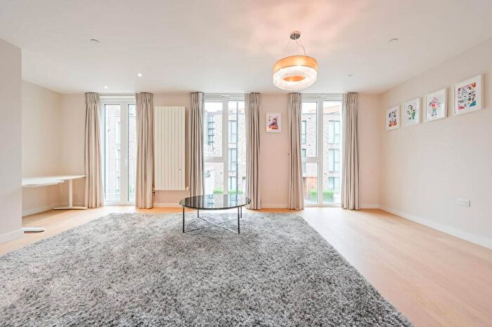 4 Bedroom Terraced House To Rent In Royal Wharf, Docklands, London, E16