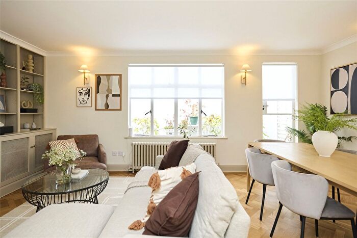 1 Bedroom Flat For Sale In Strathearn Place, London, W2