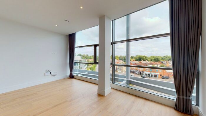 Studio To Rent In Station Road, Addlestone, KT15