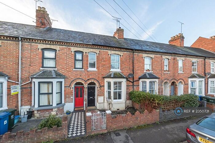 3 Bedroom Terraced House To Rent In West Street, Banbury, OX16