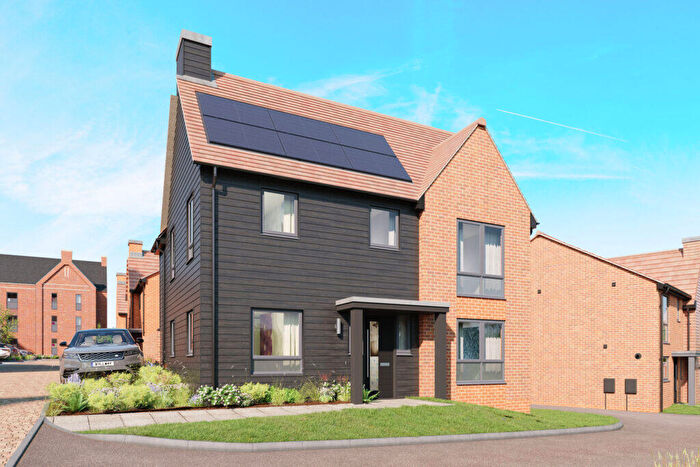 3 Bedroom Detached House To Rent In Fallow Wood View, Burgess Hill, RH15