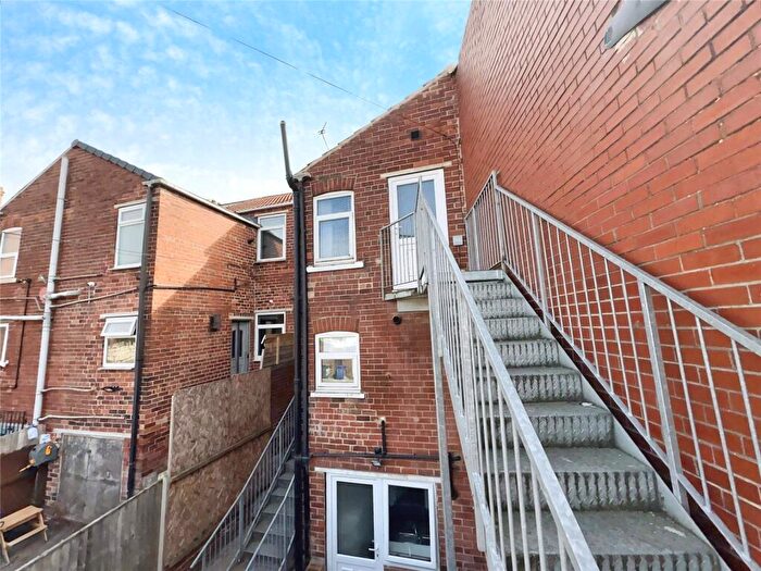 1 Bedroom Flat To Rent In Beckett Road, Doncaster, South Yorkshire, DN2