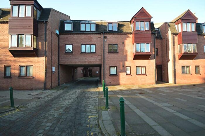 1 Bedroom Flat To Rent In Newport, Lincoln, LN1