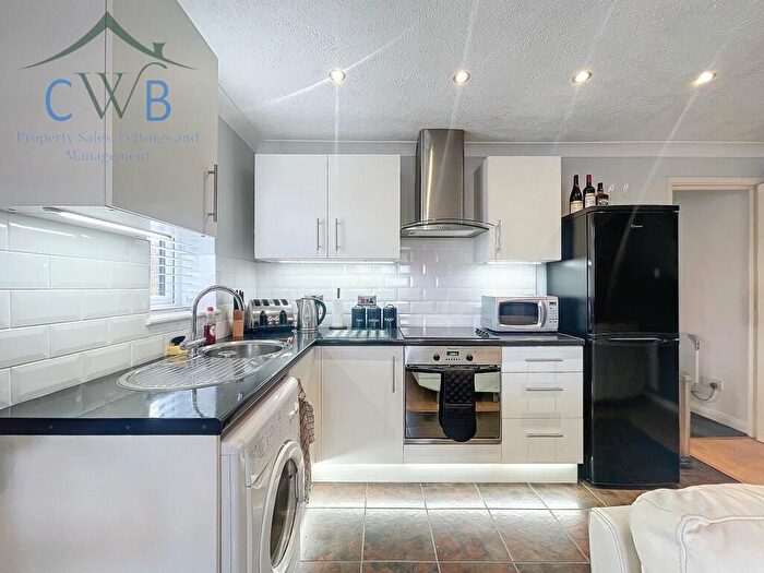 1 Bedroom Maisonette For Sale In Willowside, Snodland, ME6