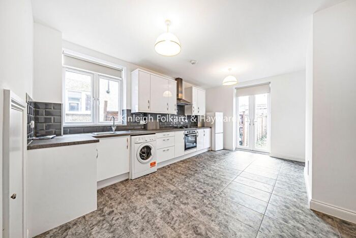 2 Bedroom Flat To Rent In Tynemouth Road, Mitcham, CR4