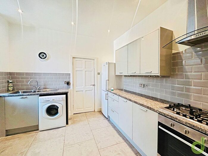 2 Bedroom Flat To Rent In Olive Lane, Darwen, BB3