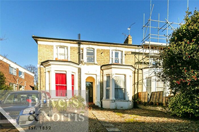 2 Bedroom Apartment To Rent In Alexandra Grove, Finchley, London, N12