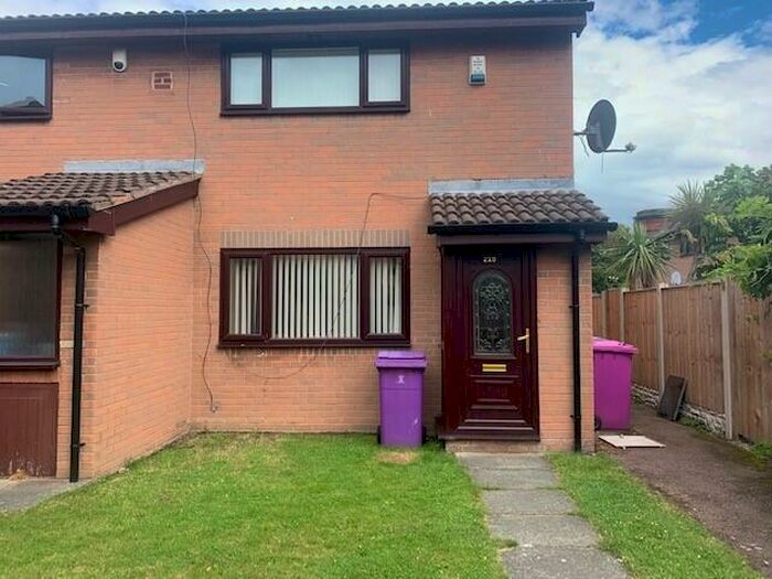 2 Bedroom Detached House To Rent In Minster Court, Liverpool., L7