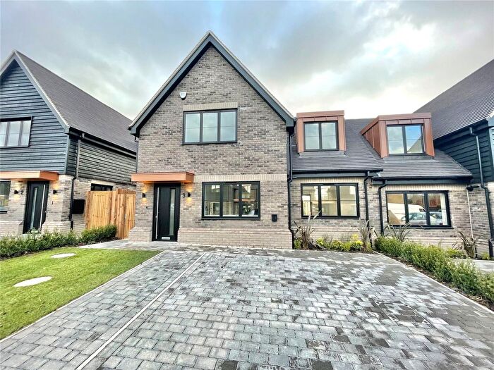 3 Bedroom Semi-Detached House To Rent In Little Hays, Borehamwood, Hertfordshire, WD6