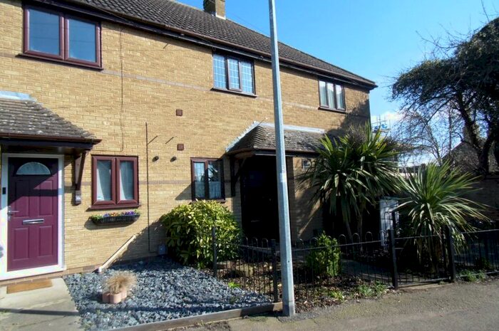 3 Bedroom Terraced House To Rent In London Road, Sandy, Bedfordshire, SG19